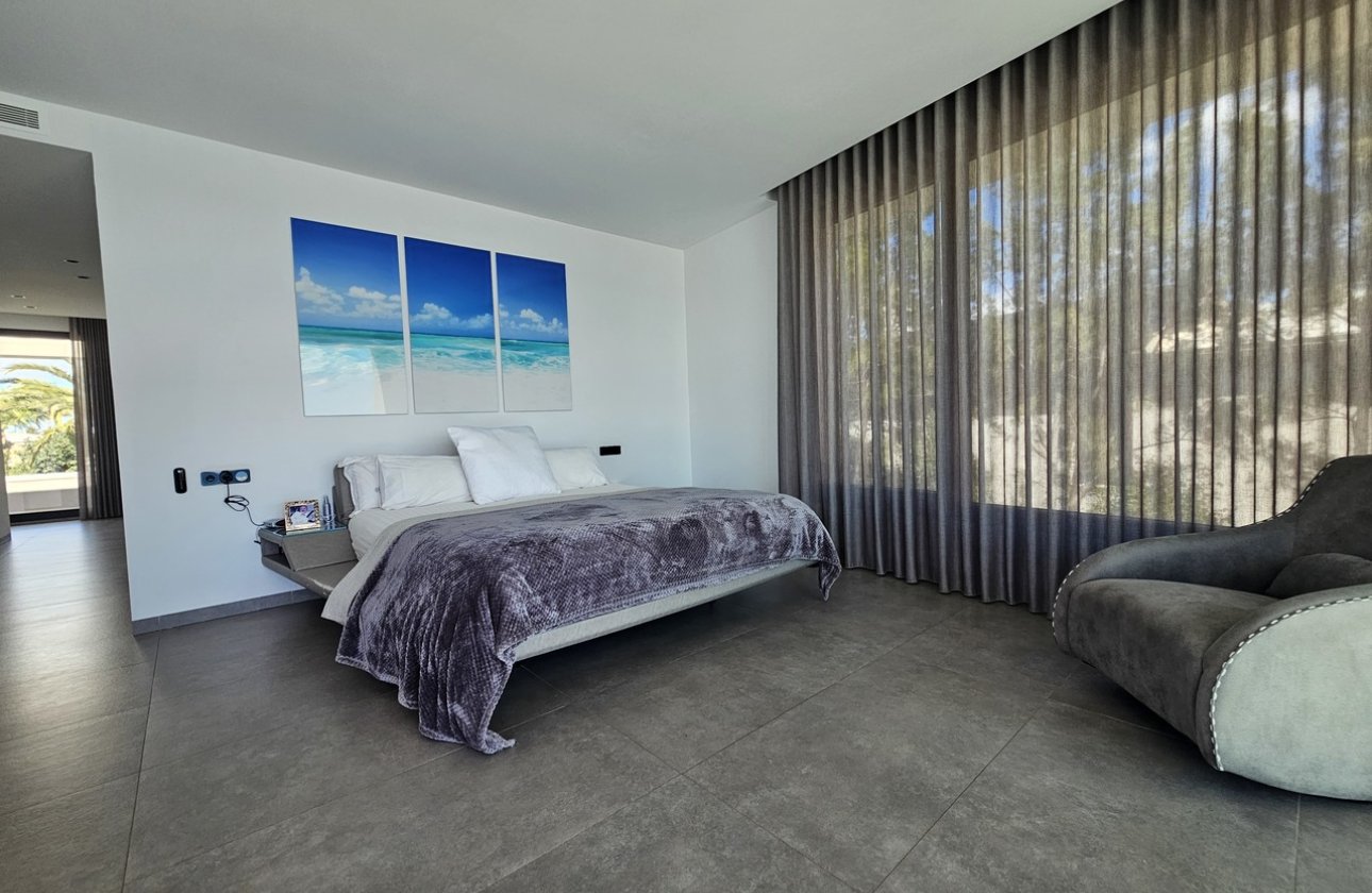 Revente - Villa -
Cabo Roig - Costa Blanca