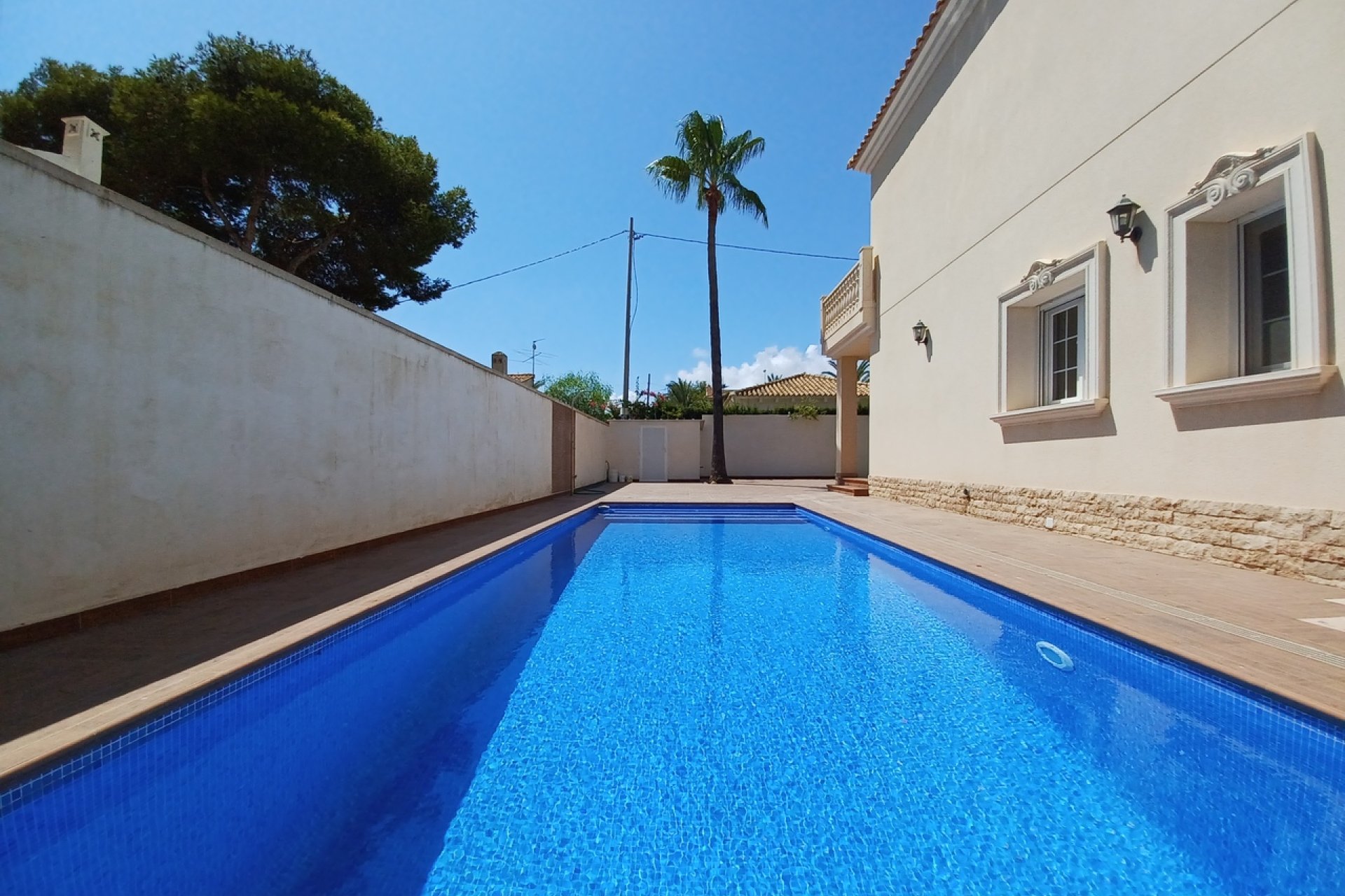 Revente - Villa -
Cabo Roig - Costa Blanca