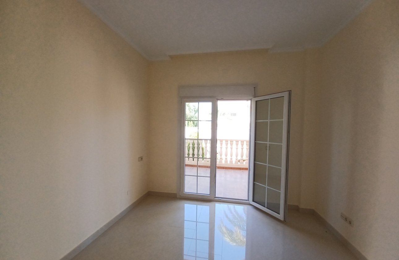 Revente - Villa -
Cabo Roig - Costa Blanca