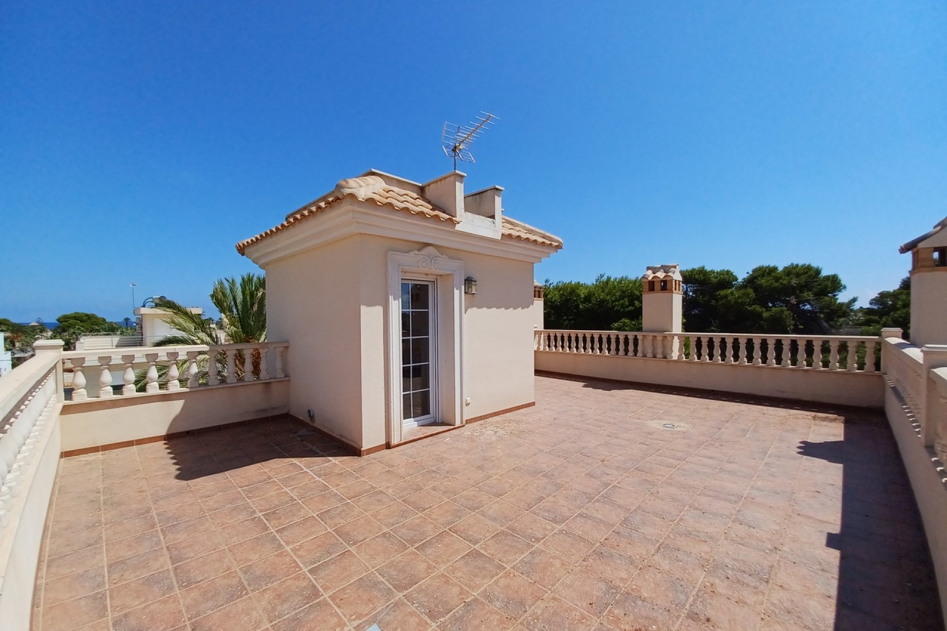 Revente - Villa -
Cabo Roig - Costa Blanca