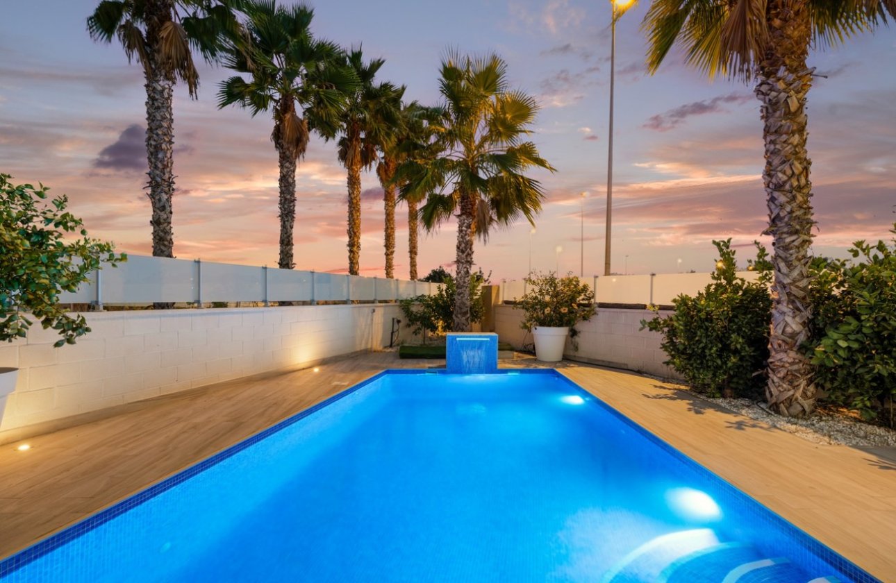 Revente - Villa -
Cabo Roig - Costa Blanca