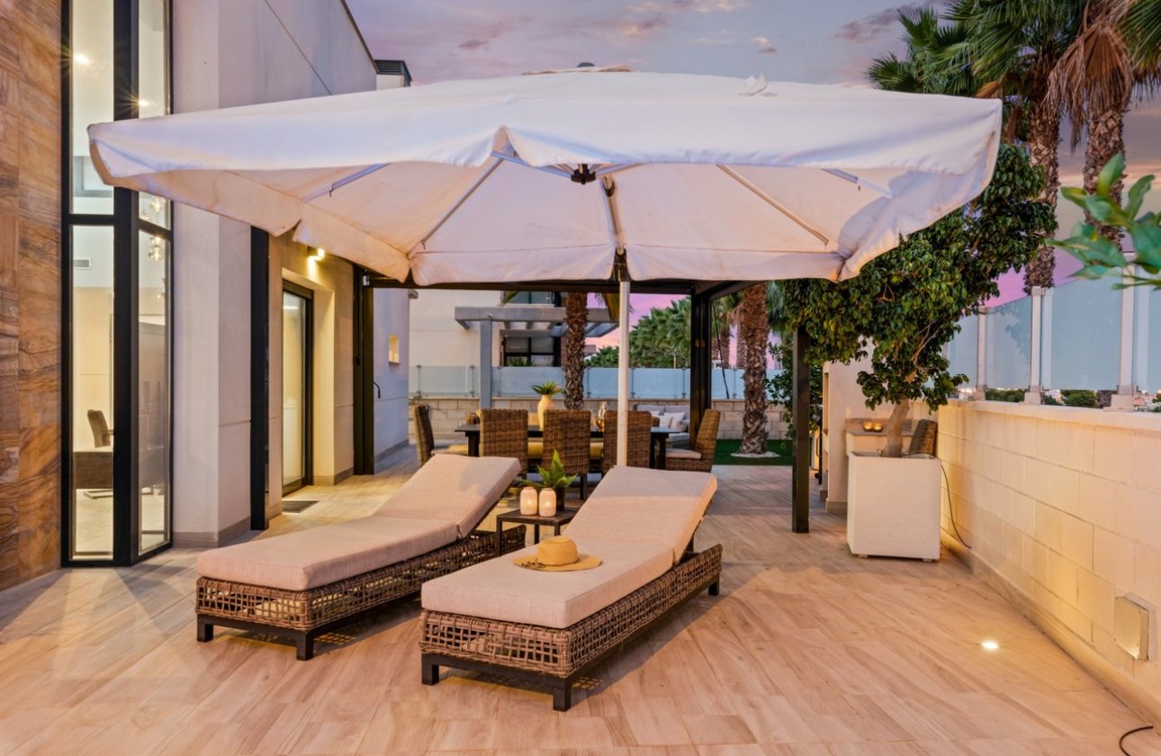 Revente - Villa -
Cabo Roig - Costa Blanca