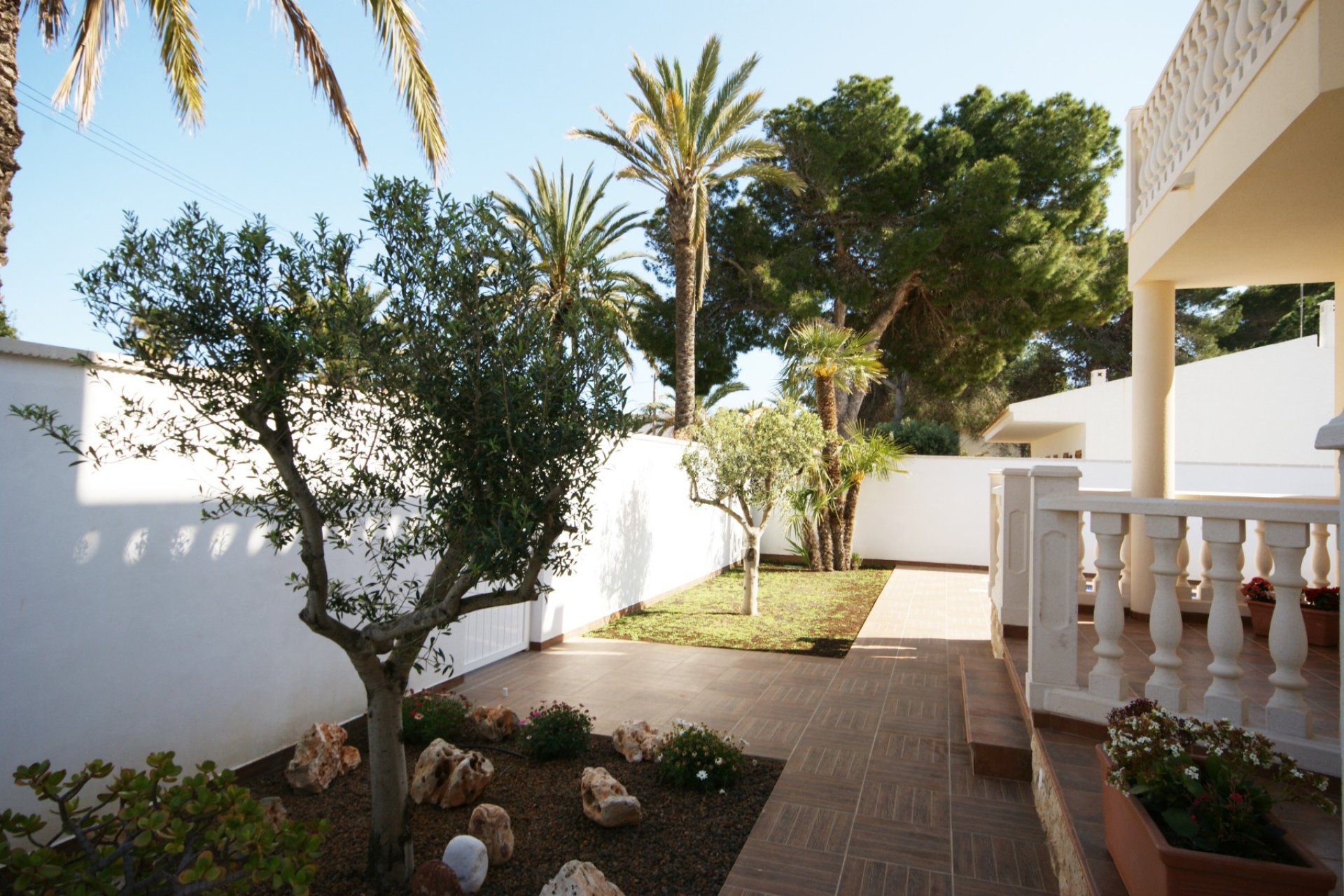 Revente - Villa -
Cabo Roig - Costa Blanca