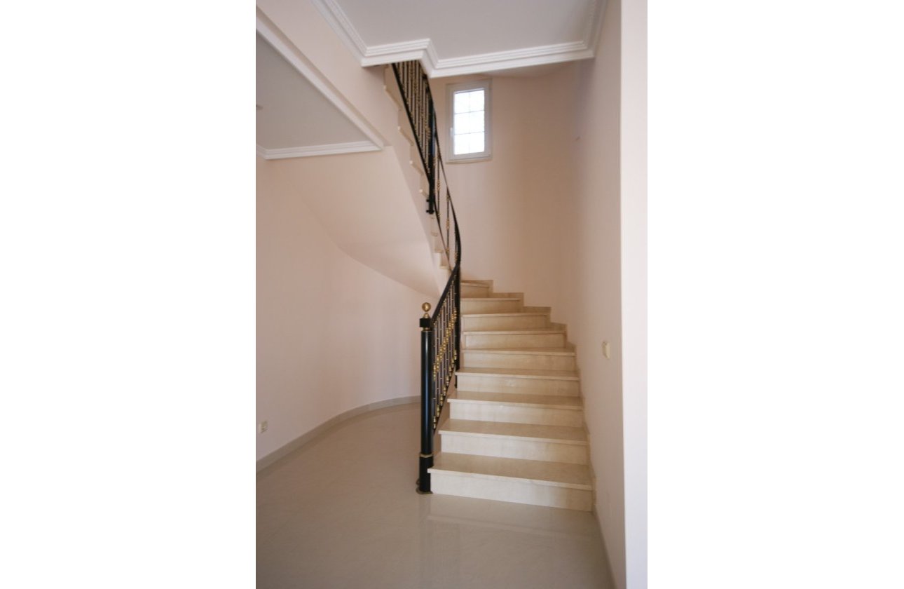 Revente - Villa -
Cabo Roig - Costa Blanca