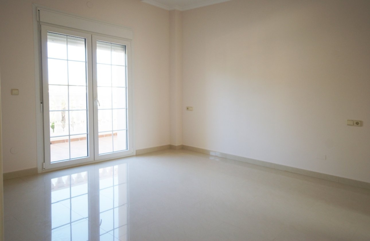 Revente - Villa -
Cabo Roig - Costa Blanca