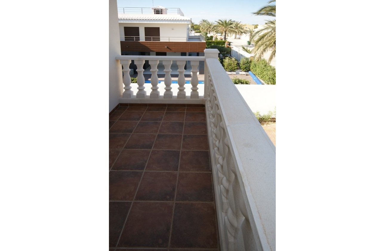 Revente - Villa -
Cabo Roig - Costa Blanca