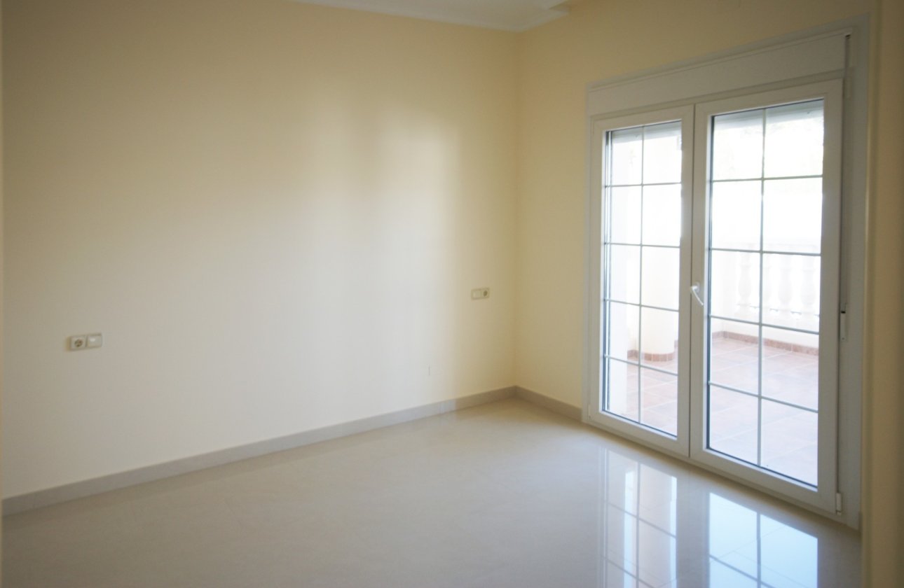 Revente - Villa -
Cabo Roig - Costa Blanca