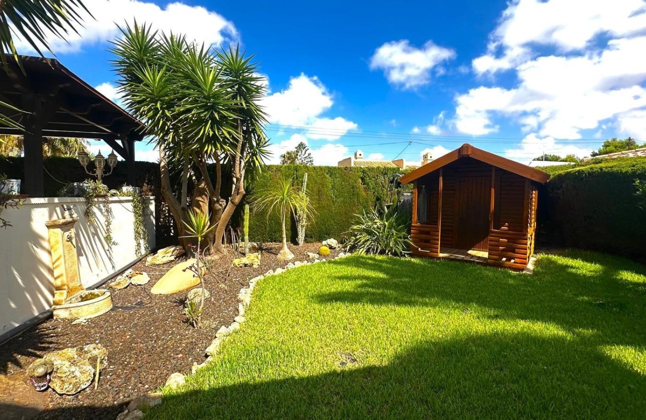 Revente - Villa -
Cabo Roig - Costa Blanca