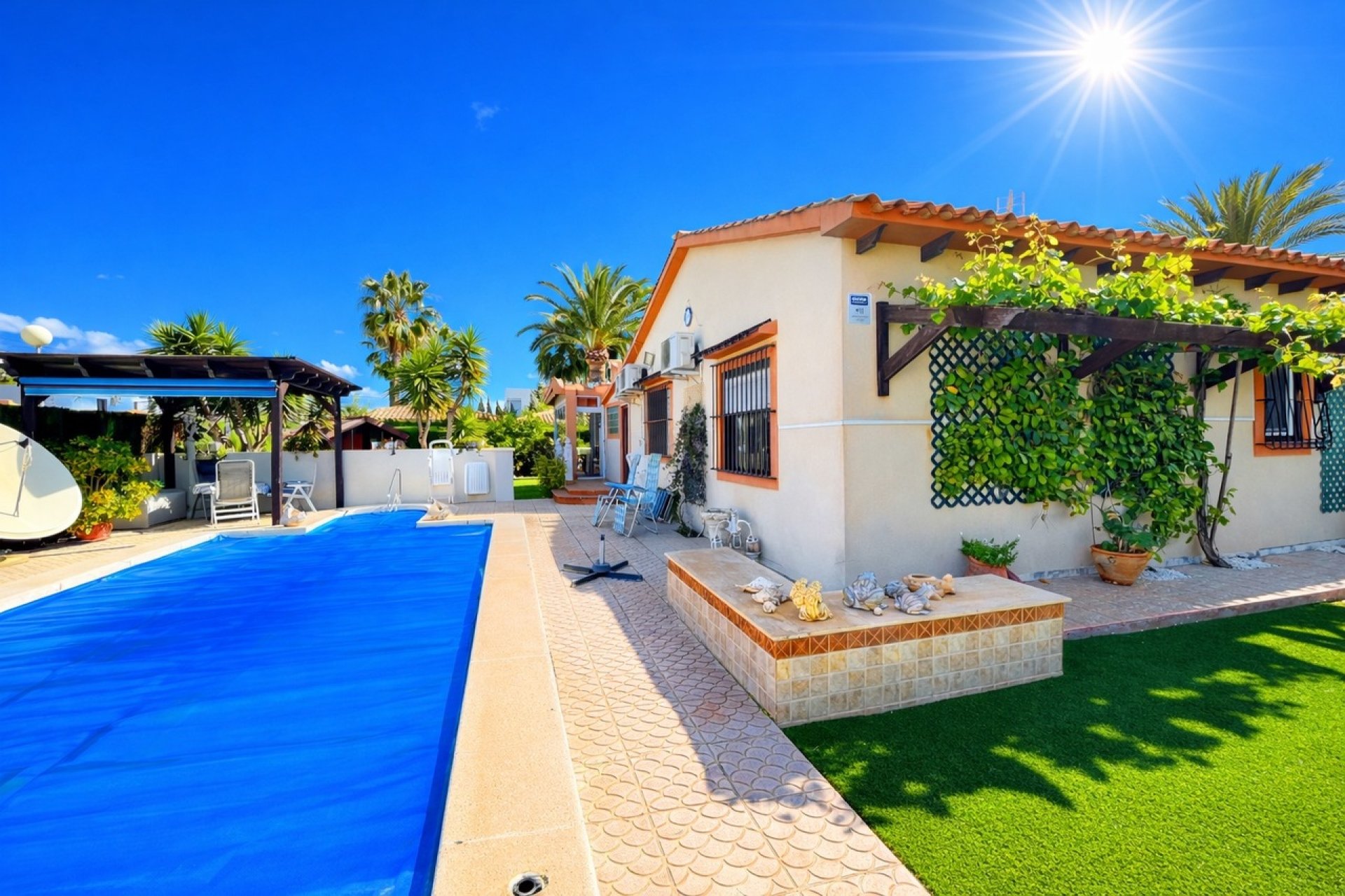 Revente - Villa -
Cabo Roig - Costa Blanca