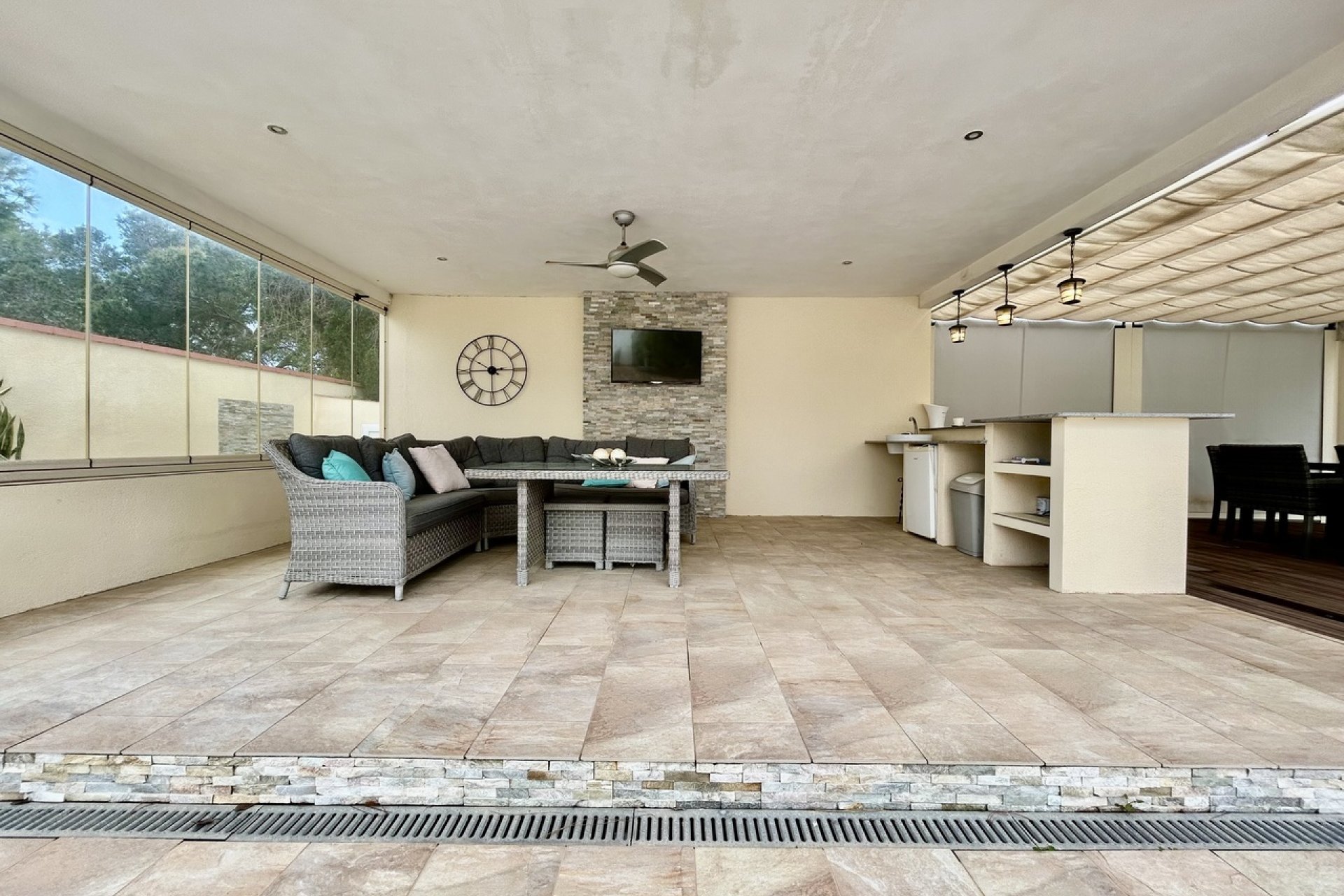 Revente - Villa -
Cabo Roig - Costa Blanca