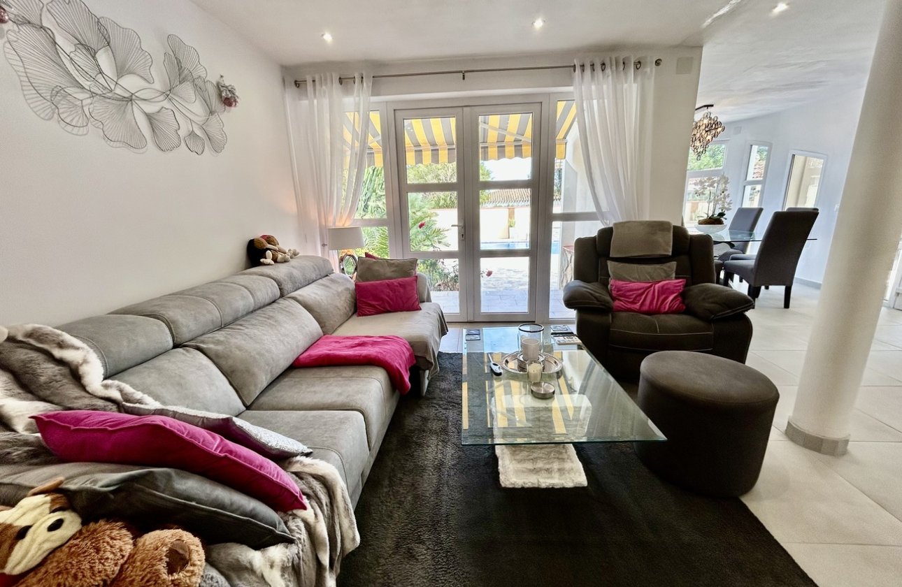 Revente - Villa -
Cabo Roig - Costa Blanca