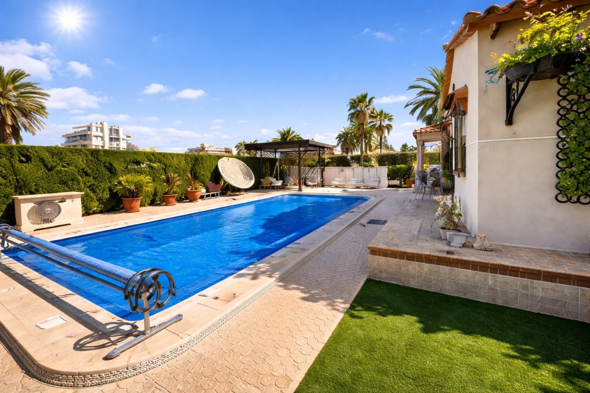 Revente - Villa -
Cabo Roig - Costa Blanca