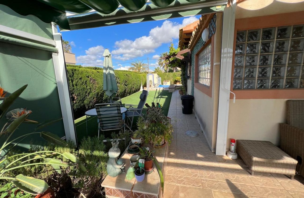 Revente - Villa -
Cabo Roig - Costa Blanca