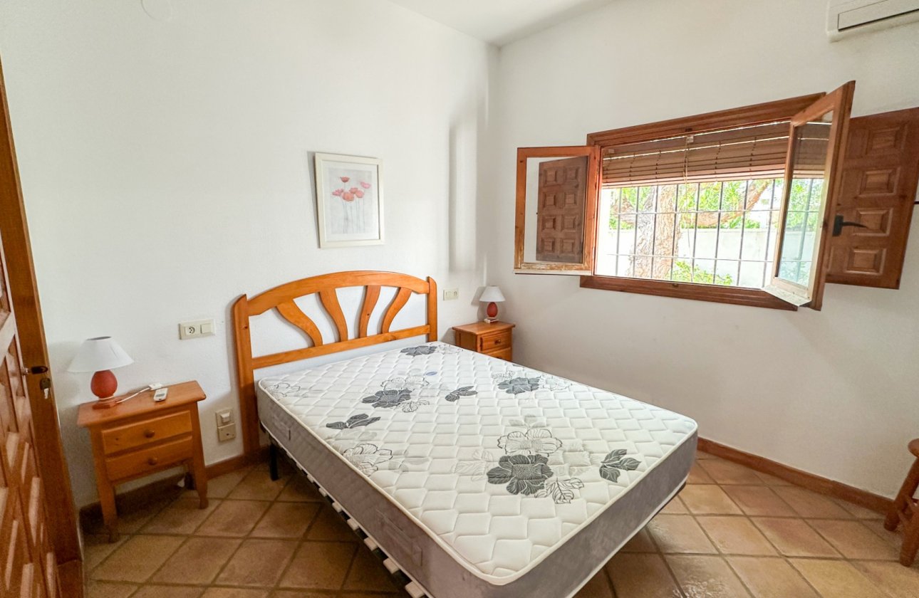 Revente - Villa -
Cabo Roig - Costa Blanca
