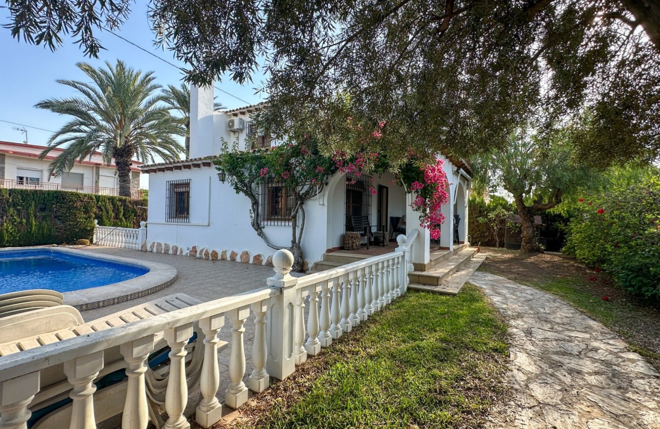 Revente - Villa -
Cabo Roig - Costa Blanca