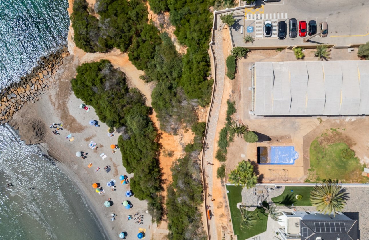 Revente - Villa -
Cabo Roig - Costa Blanca