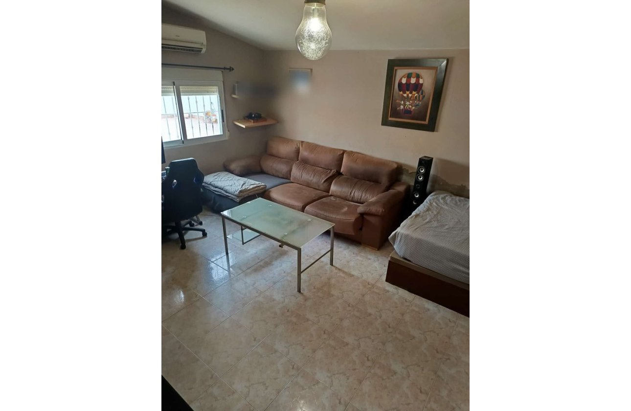 Revente - Villa -
Cabo Roig - Costa Blanca