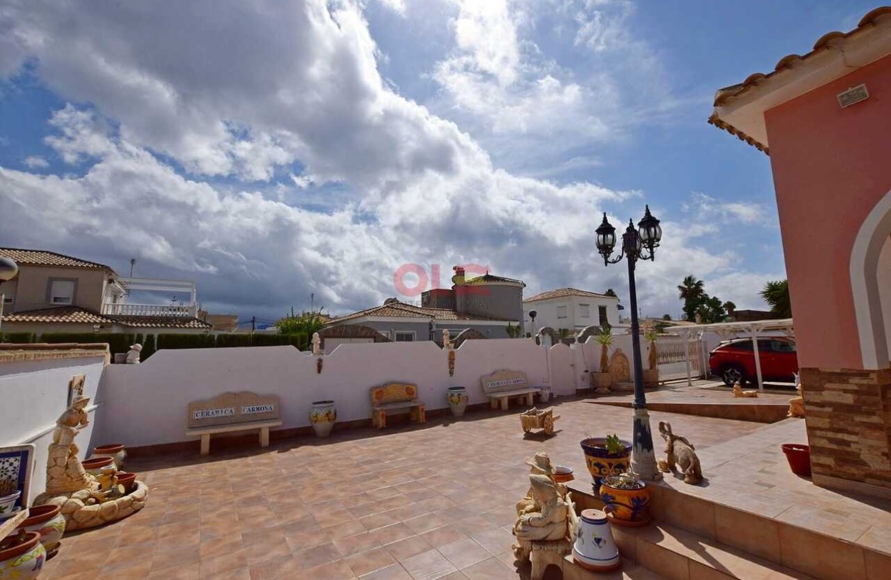 Revente - Villa -
Cabo Roig - Costa Blanca