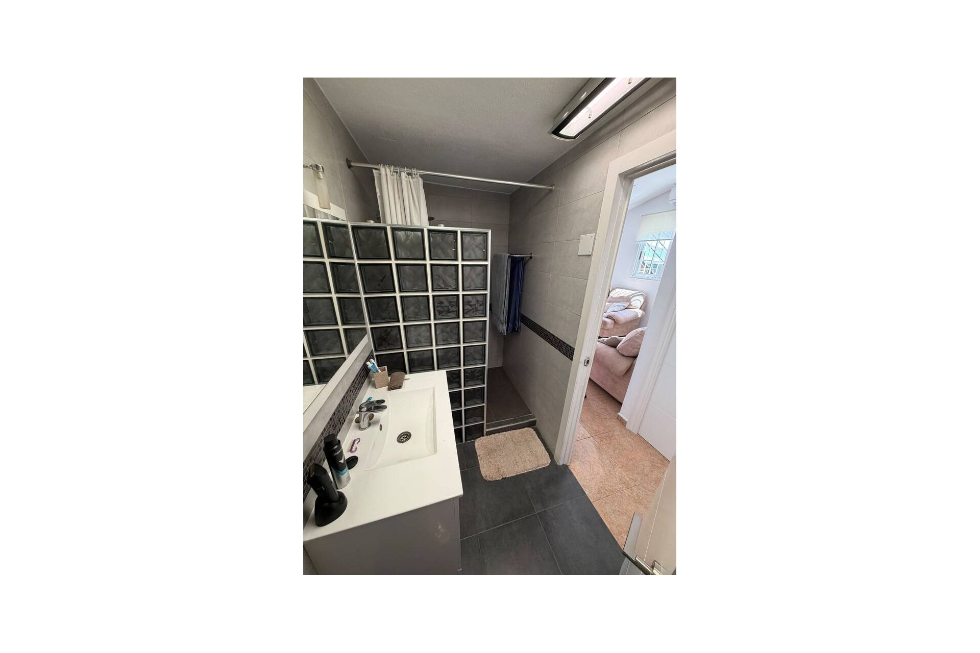 Revente - Villa -
Cabo Roig - Costa Blanca