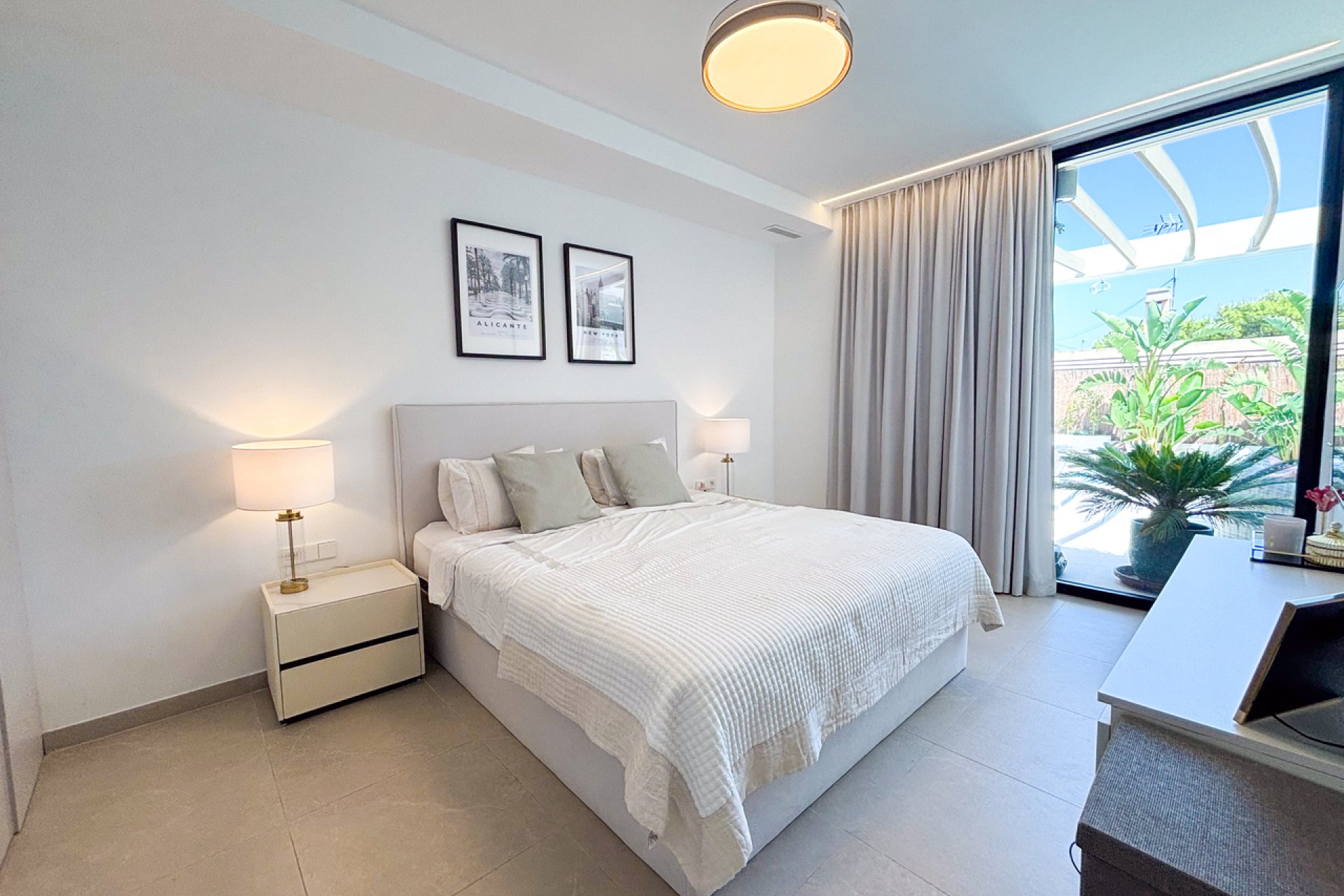 Revente - Villa -
Cabo Roig - Costa Blanca