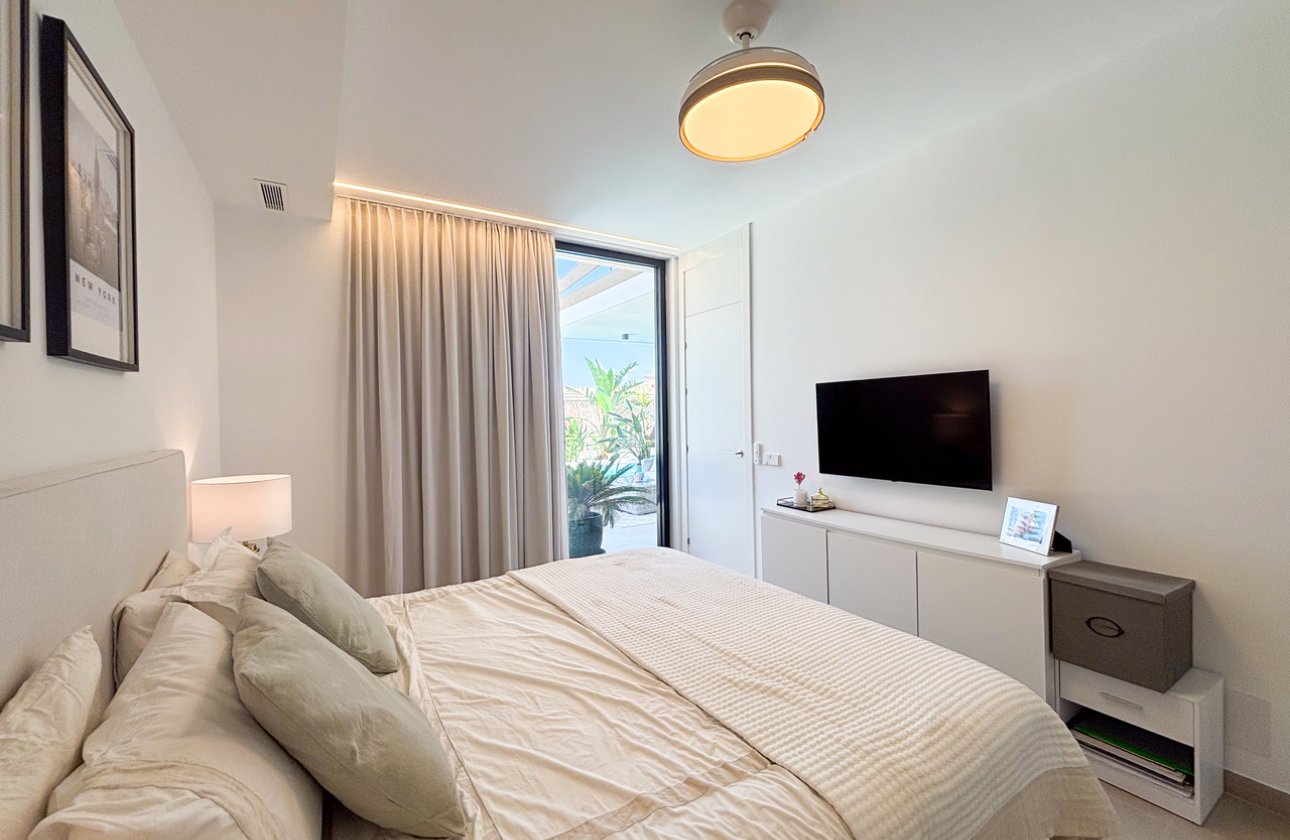 Revente - Villa -
Cabo Roig - Costa Blanca