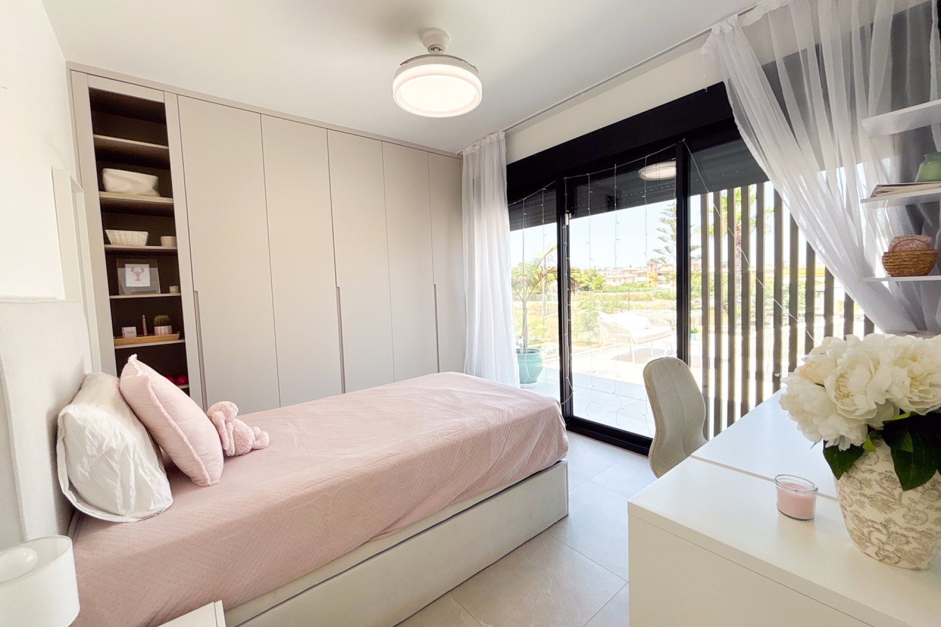 Revente - Villa -
Cabo Roig - Costa Blanca