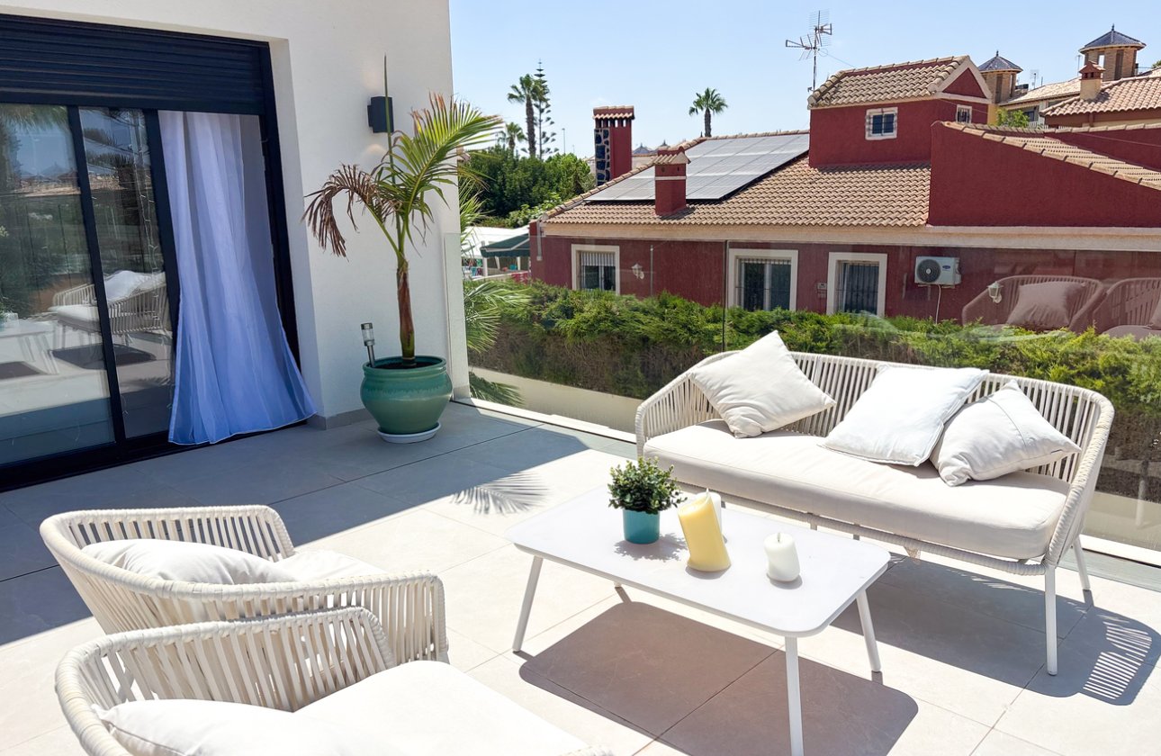 Revente - Villa -
Cabo Roig - Costa Blanca