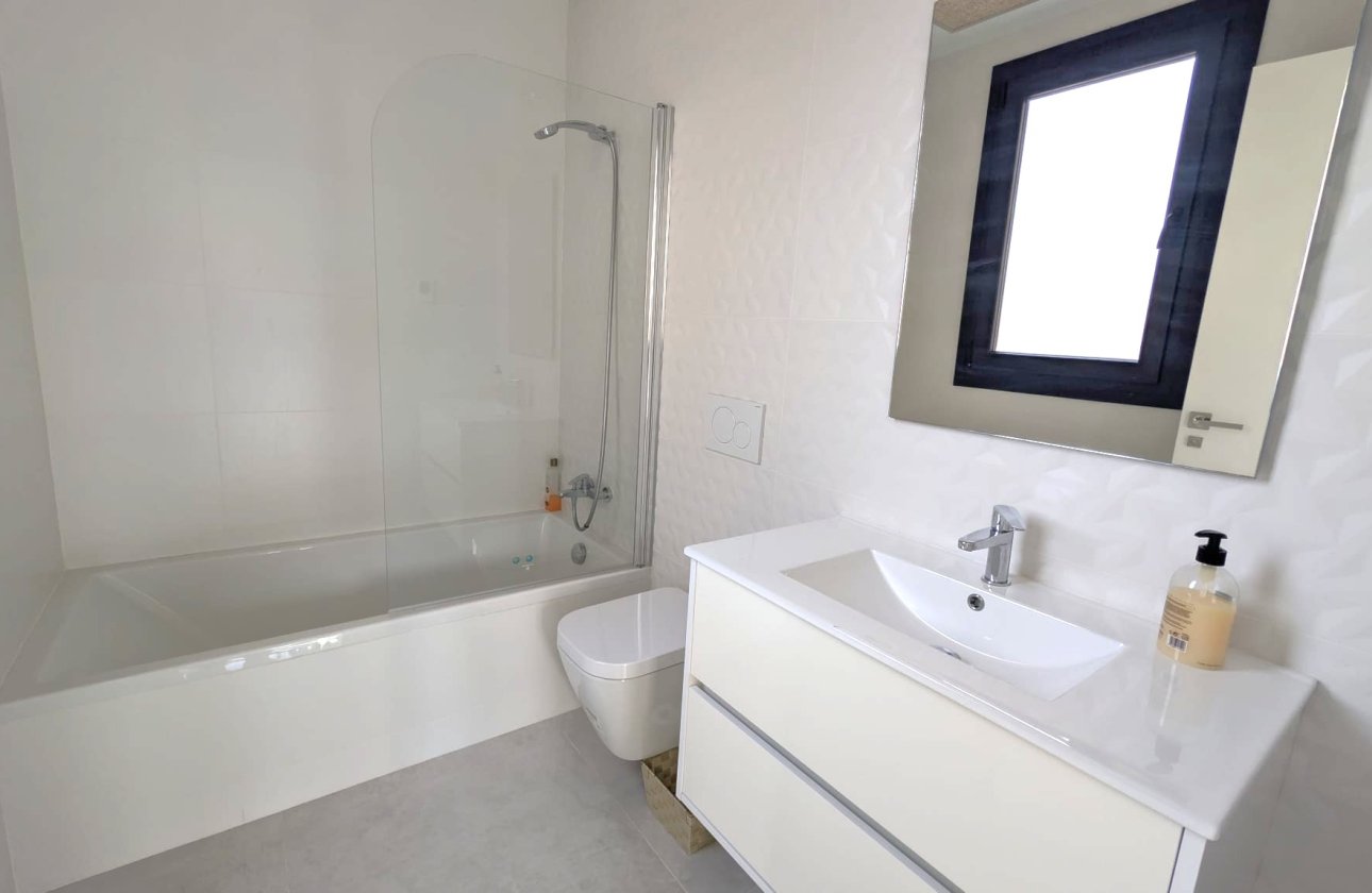 Revente - Villa -
Cabo Roig - Costa Blanca