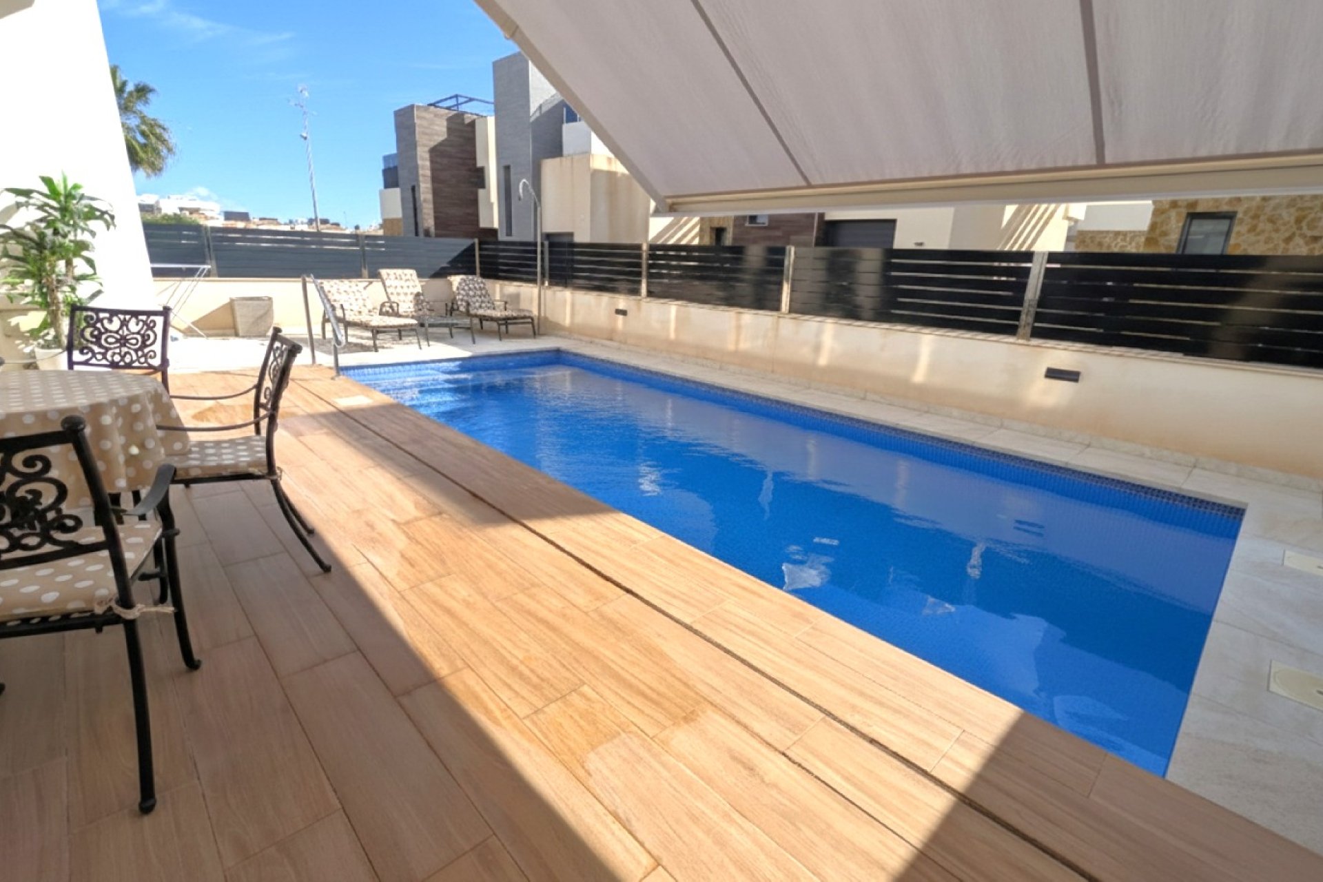Revente - Villa -
Cabo Roig - Costa Blanca