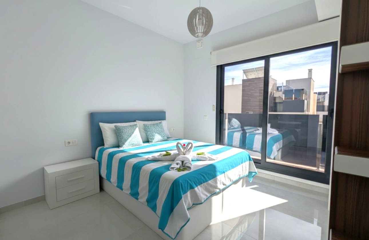 Revente - Villa -
Cabo Roig - Costa Blanca