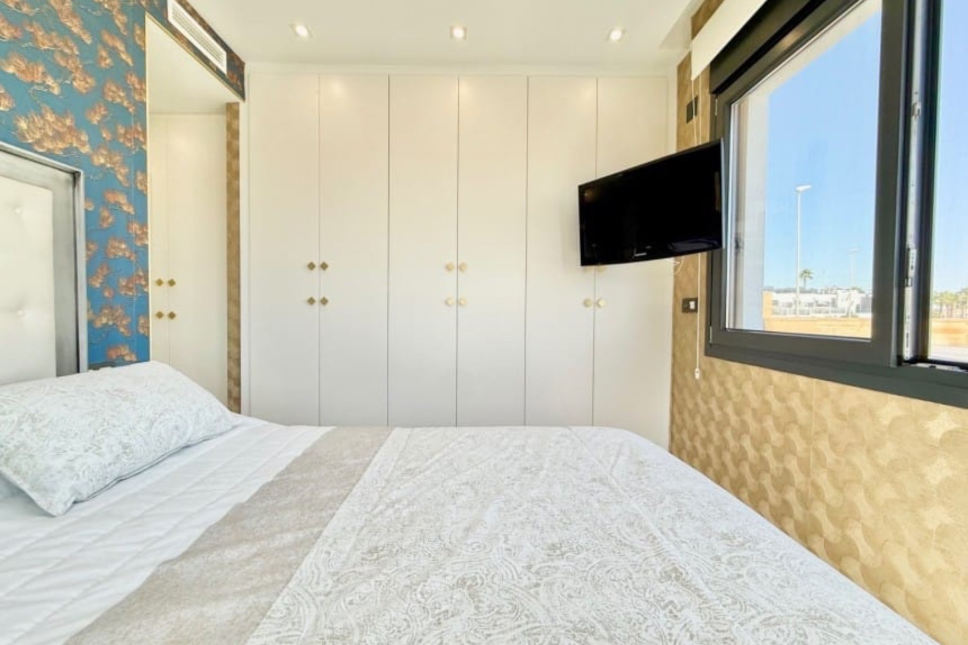 Revente - Villa -
Cabo Roig - Costa Blanca