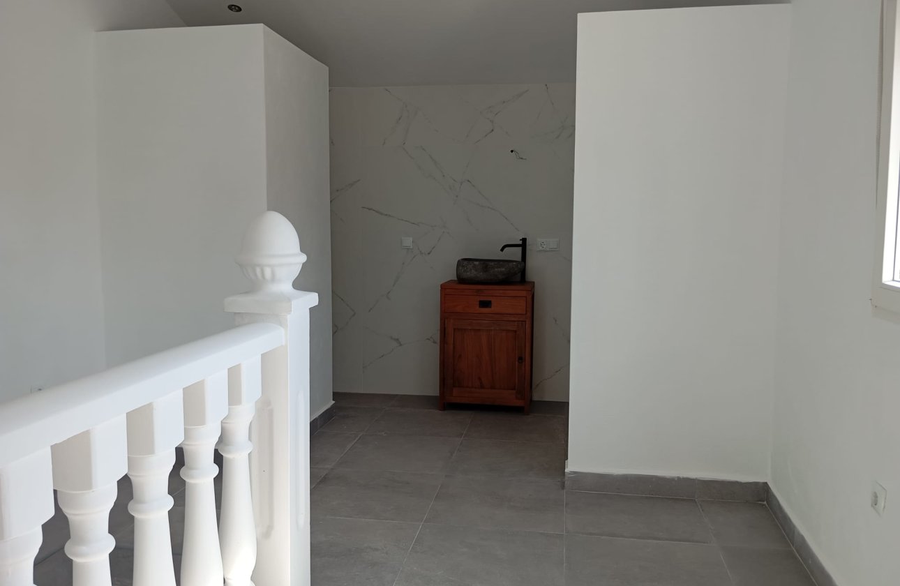 Revente - Villa -
Cabo Roig - Costa Blanca