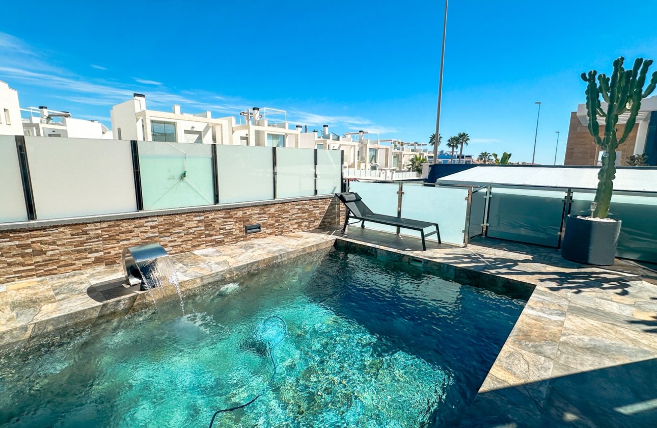 Revente - Villa -
Cabo Roig - Costa Blanca