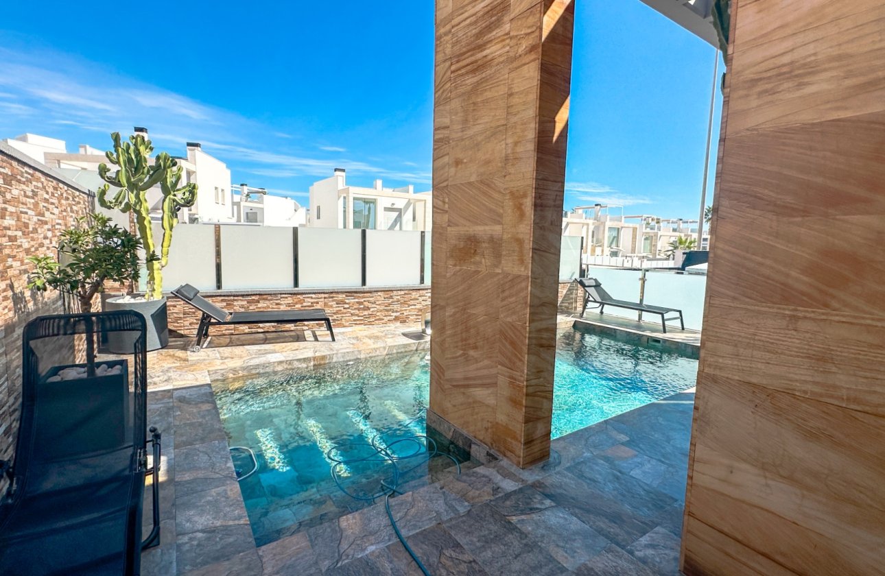 Revente - Villa -
Cabo Roig - Costa Blanca