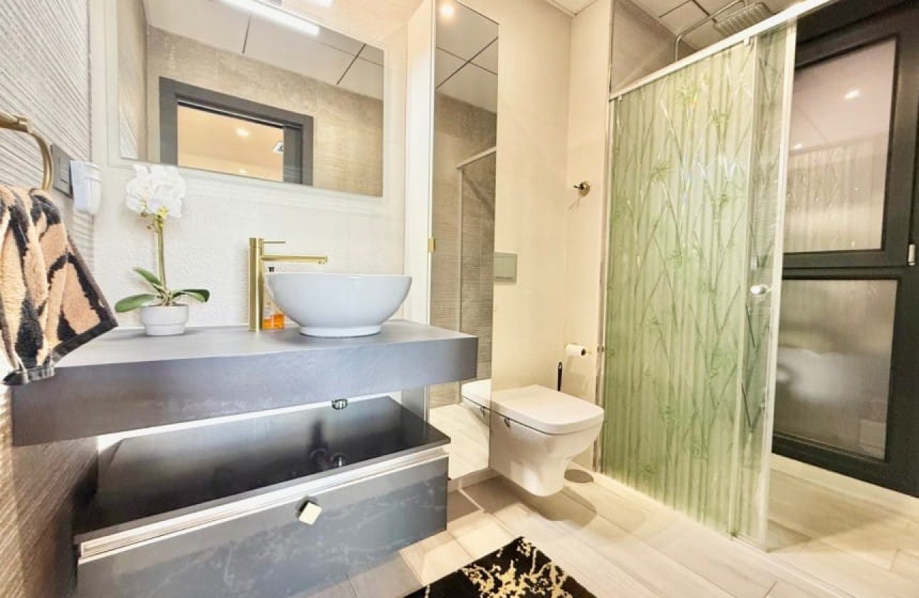 Revente - Villa -
Cabo Roig - Costa Blanca