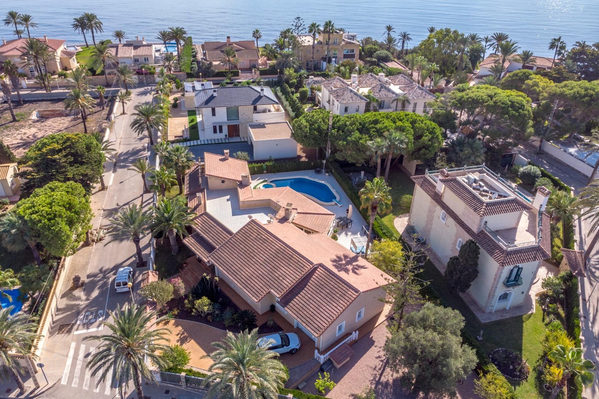 Revente - Villa -
Cabo Roig - Muy Cerca De La Playa