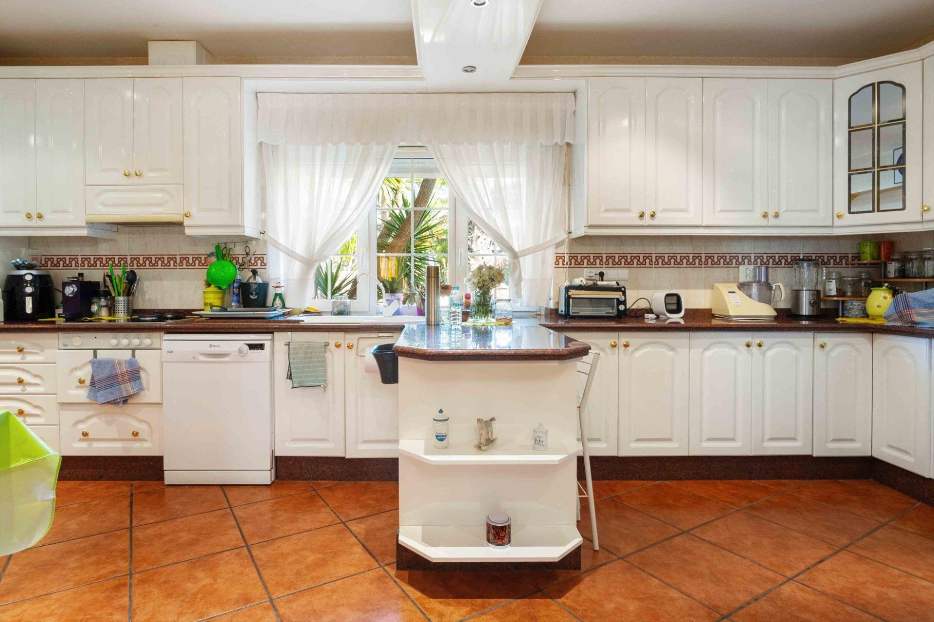 Revente - Villa -
Cabo Roig - Muy Cerca De La Playa