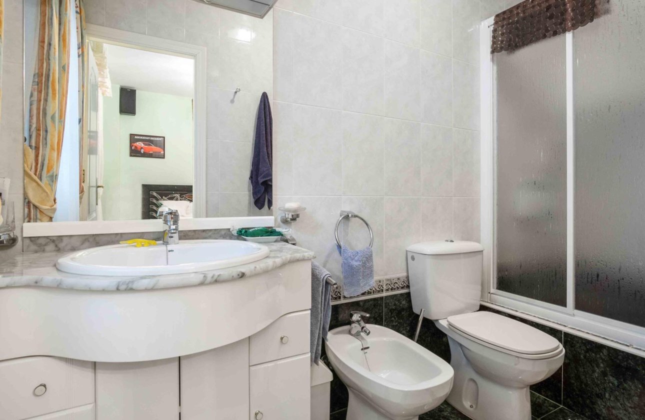 Revente - Villa -
Cabo Roig - Muy Cerca De La Playa