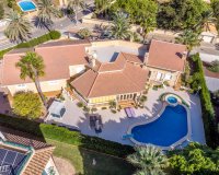 Revente - Villa -
Cabo Roig - Muy Cerca De La Playa