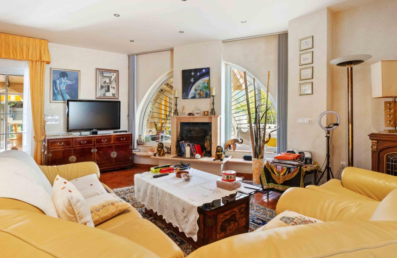 Revente - Villa -
Cabo Roig - Muy Cerca De La Playa
