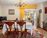 Revente - Villa -
Cabo Roig - Muy Cerca De La Playa