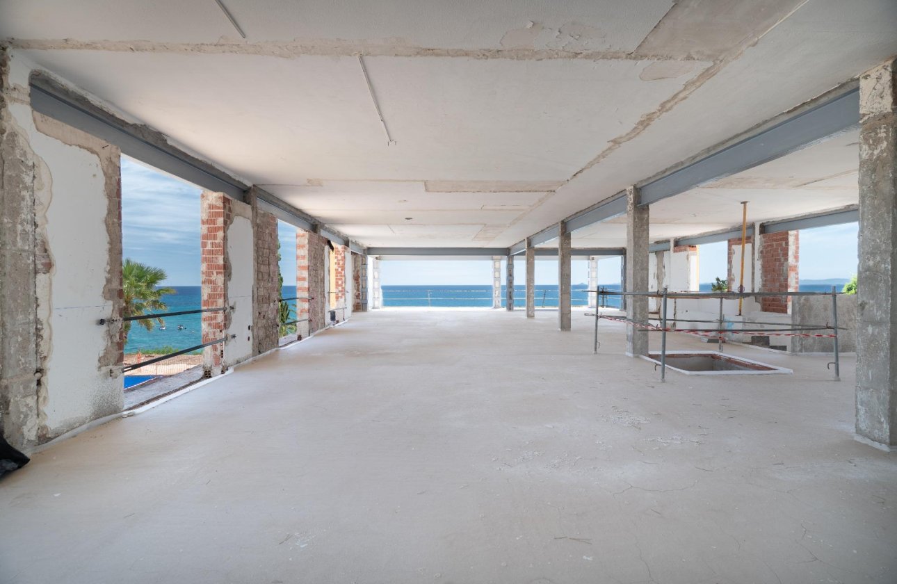 Revente - Villa -
Cabo Roig