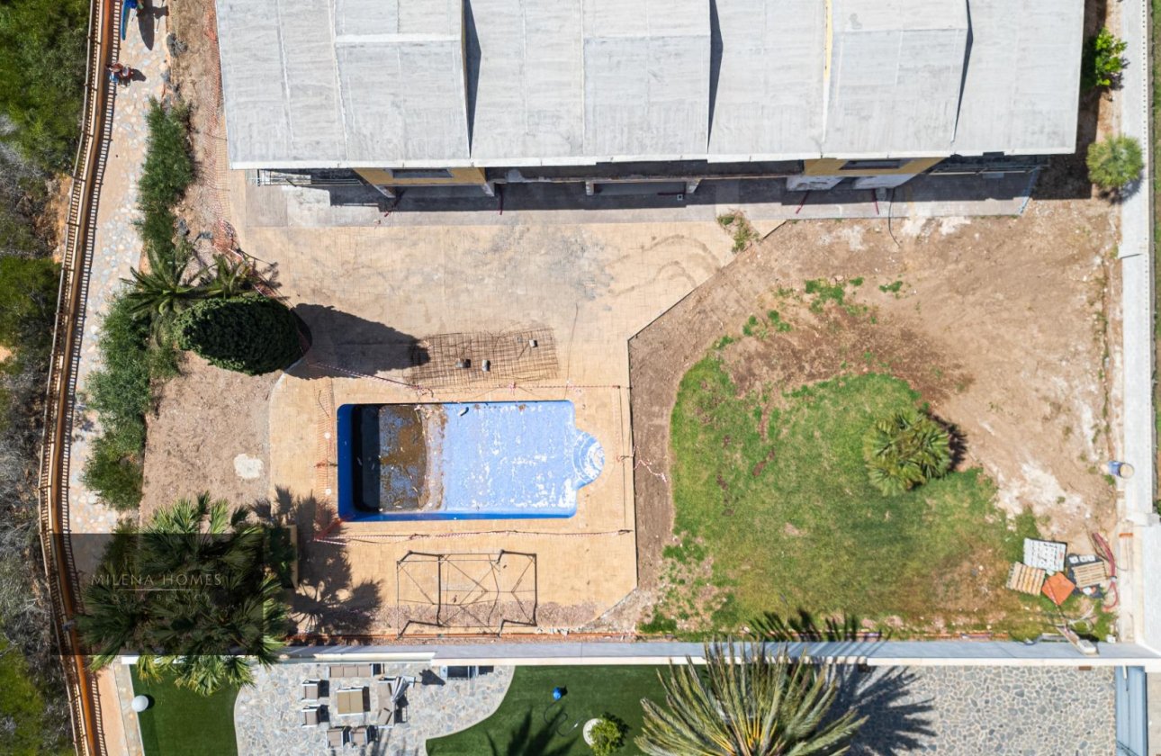 Revente - Villa -
Cabo Roig