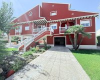 Revente - Villa -
Campoamor