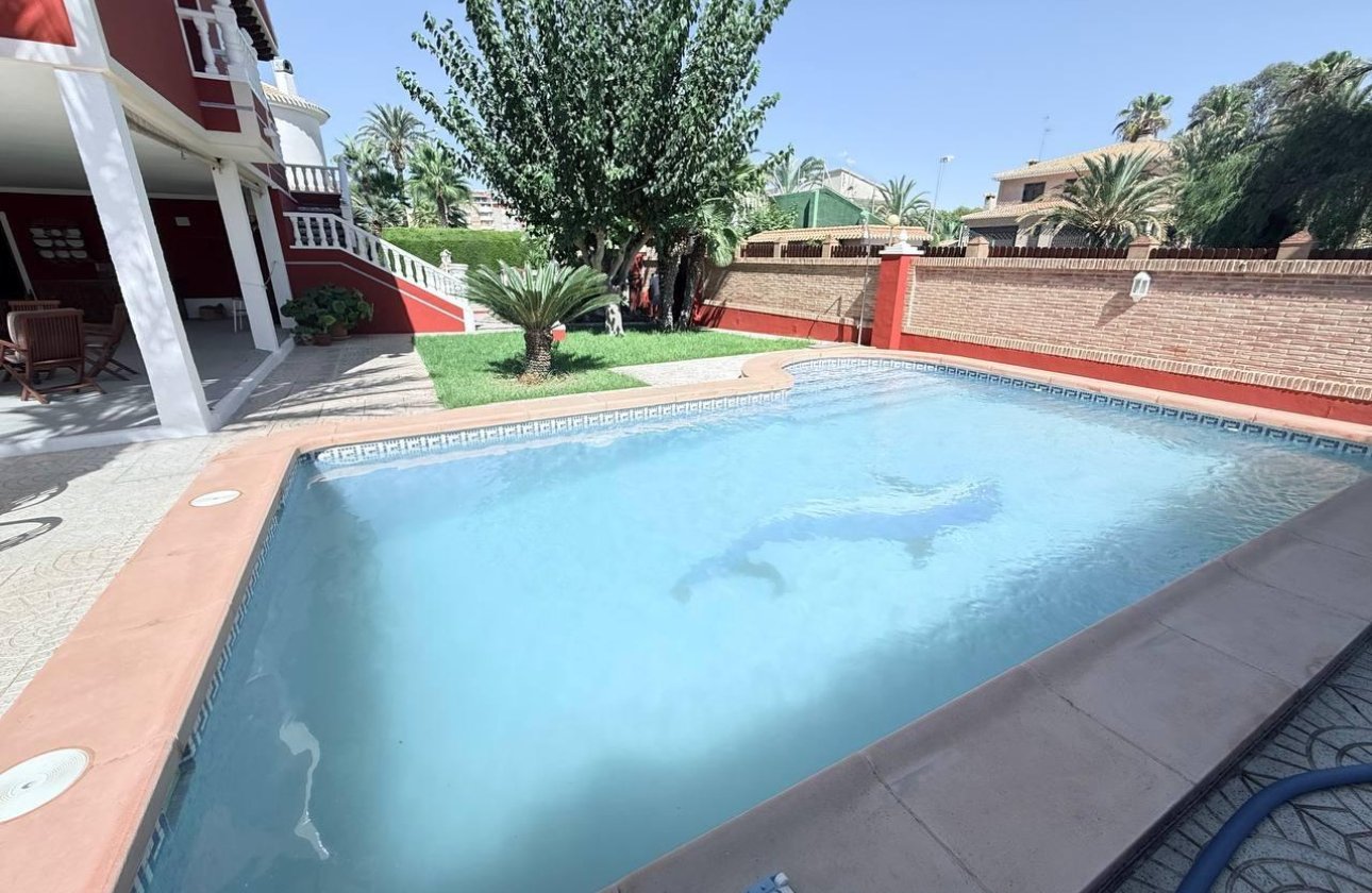 Revente - Villa -
Campoamor