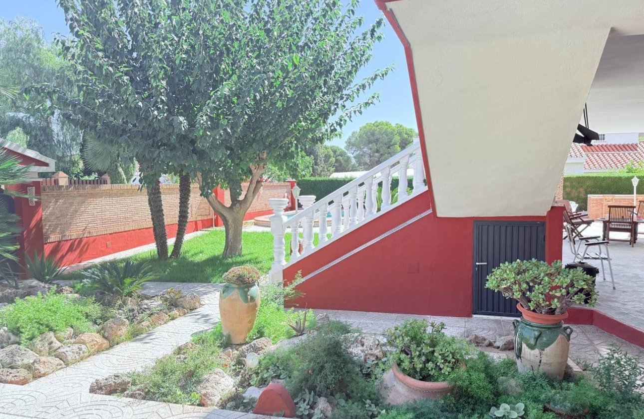 Revente - Villa -
Campoamor