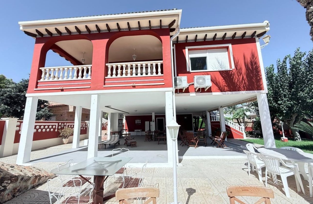 Revente - Villa -
Campoamor