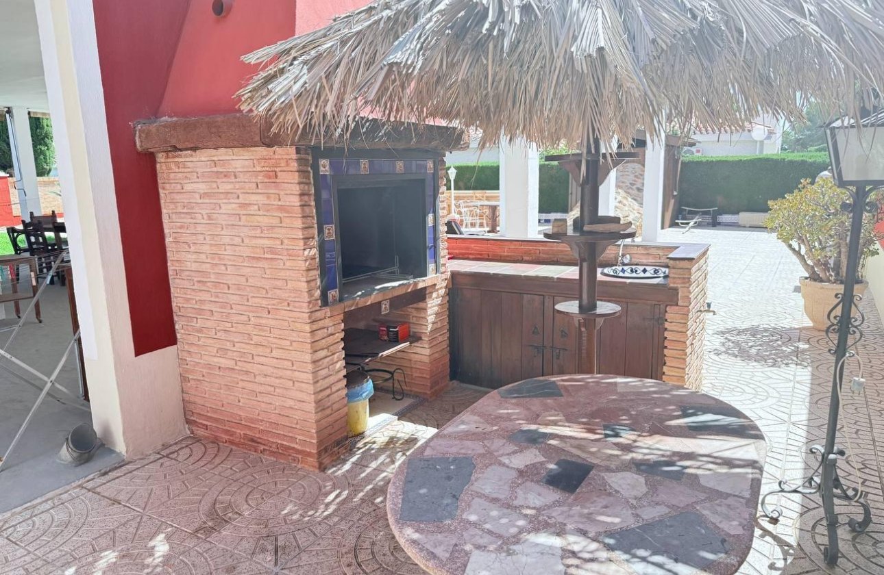 Revente - Villa -
Campoamor