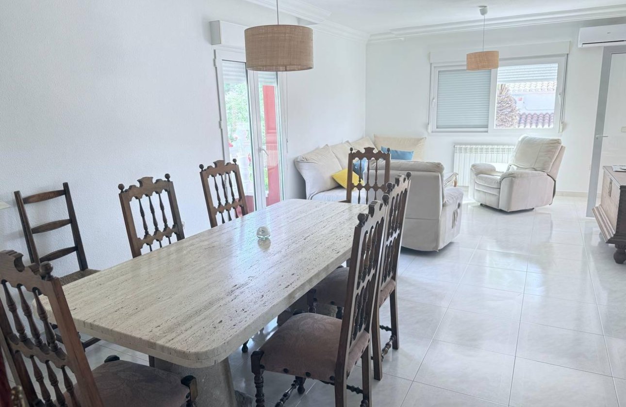 Revente - Villa -
Campoamor