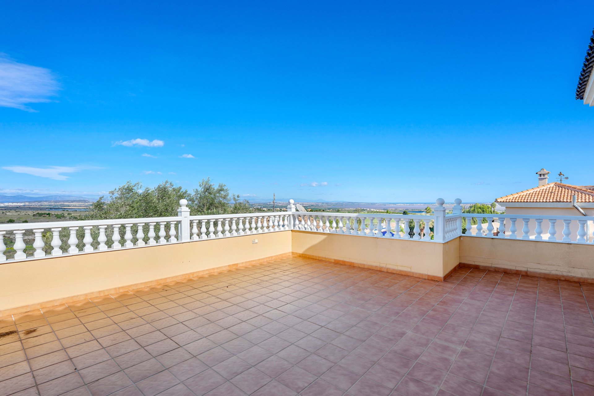 Revente - Villa -
Ciudad De Las Comunicaciones - Costa Blanca